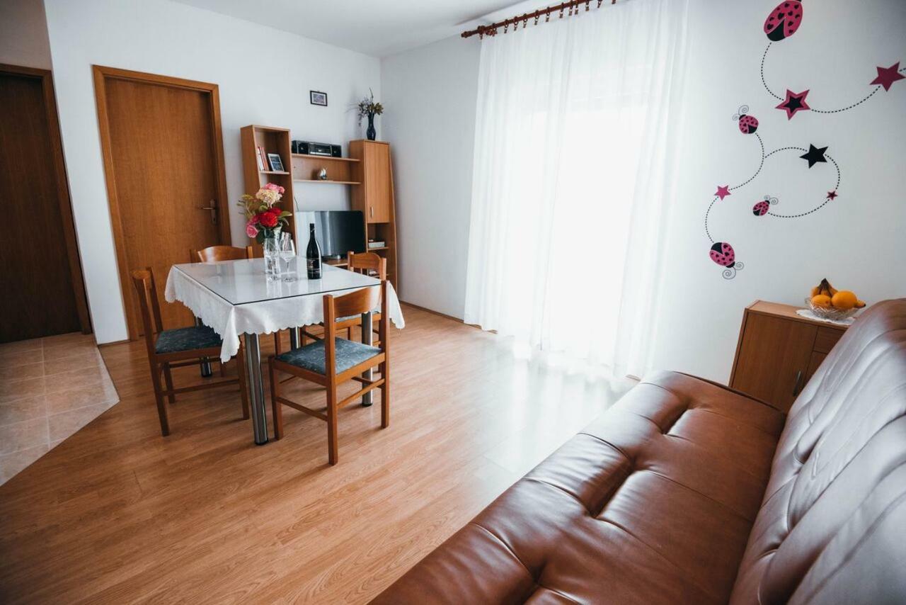 Apartmani Tamaris โวดีเซ ภายนอก รูปภาพ